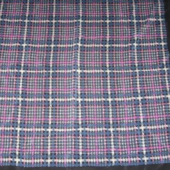 ❤️CHRISTIAN DIOR XL 56 x 54 Navy Pink Runway Silk Scarf Piano Shawl Wrap - Picture 5 of 8